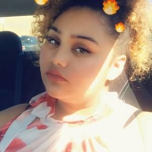 Meet your Posher, Leslie